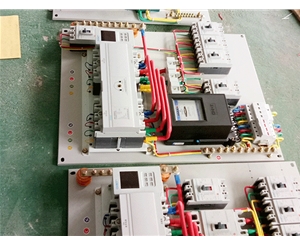  动力配电箱